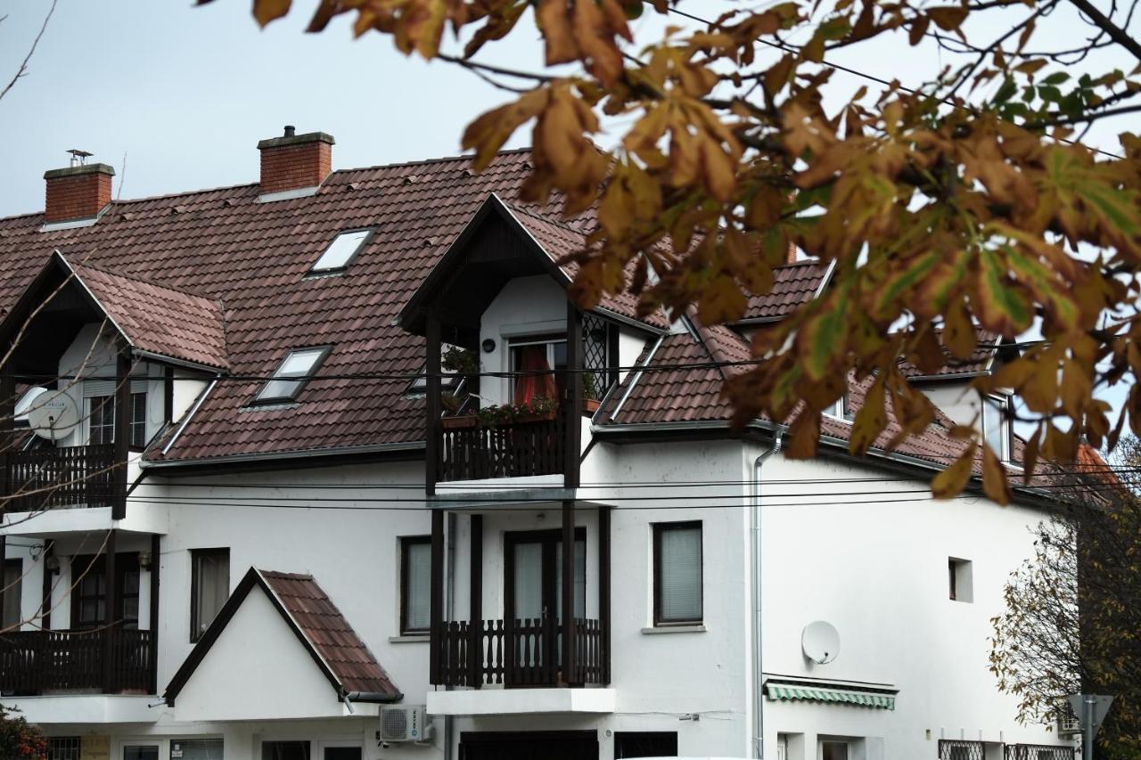 Arany Sziget Apartman Сиофок Екстериор снимка